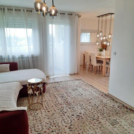 Moderne 3Zimmer Wohnung, In Koenigsbrunn Bei Augsburg Kültér fotó