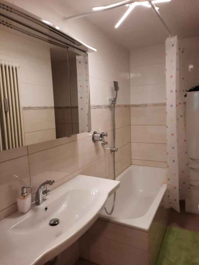 Moderne 3Zimmer Wohnung, In Koenigsbrunn Bei Augsburg Kültér fotó
