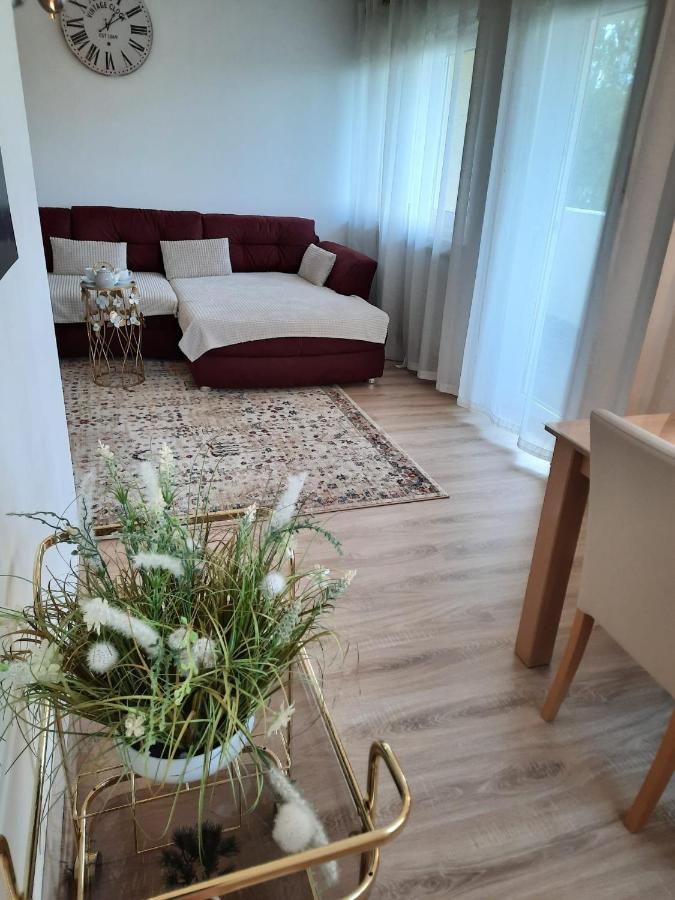 Moderne 3Zimmer Wohnung, In Koenigsbrunn Bei Augsburg Kültér fotó